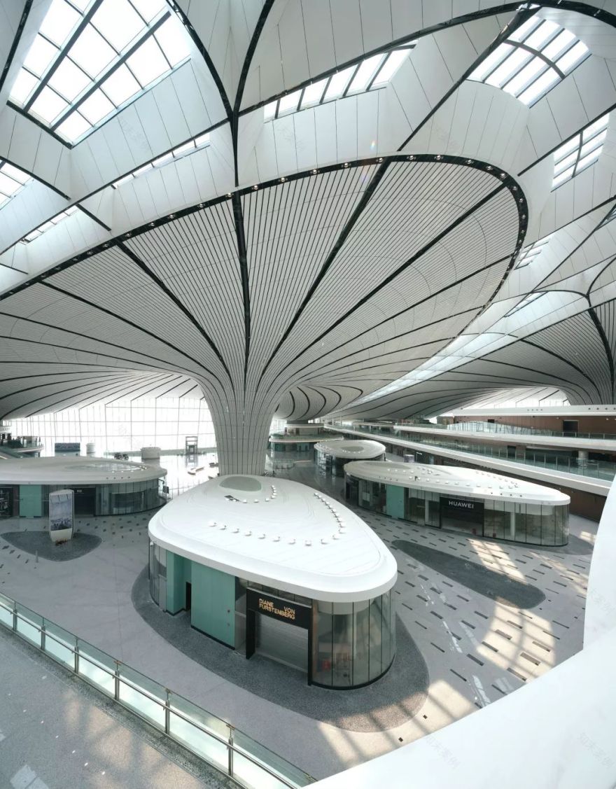 北京大兴国际机场,巨型交通枢纽的室内设计魅力-13