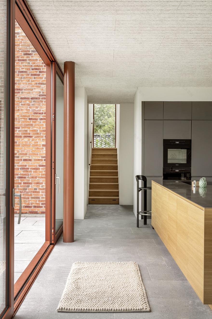 丹麦Kildeskovsvej极简主义住宅丨Valbæk Brørup Arkitekter-25