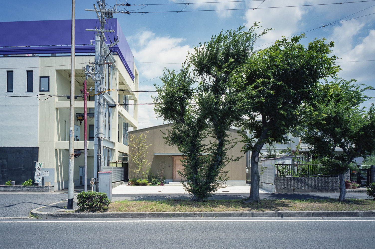 日本 Sakai 住宅 | FujiwaraMuro Architects 打造的城市中的宁静绿洲-7