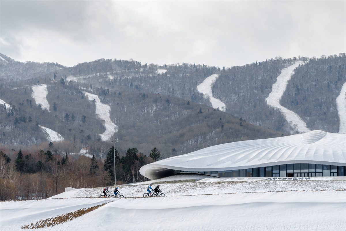 雪山下的帳篷與夜晚的篝火—MAD Architects - WEHOUSE-8