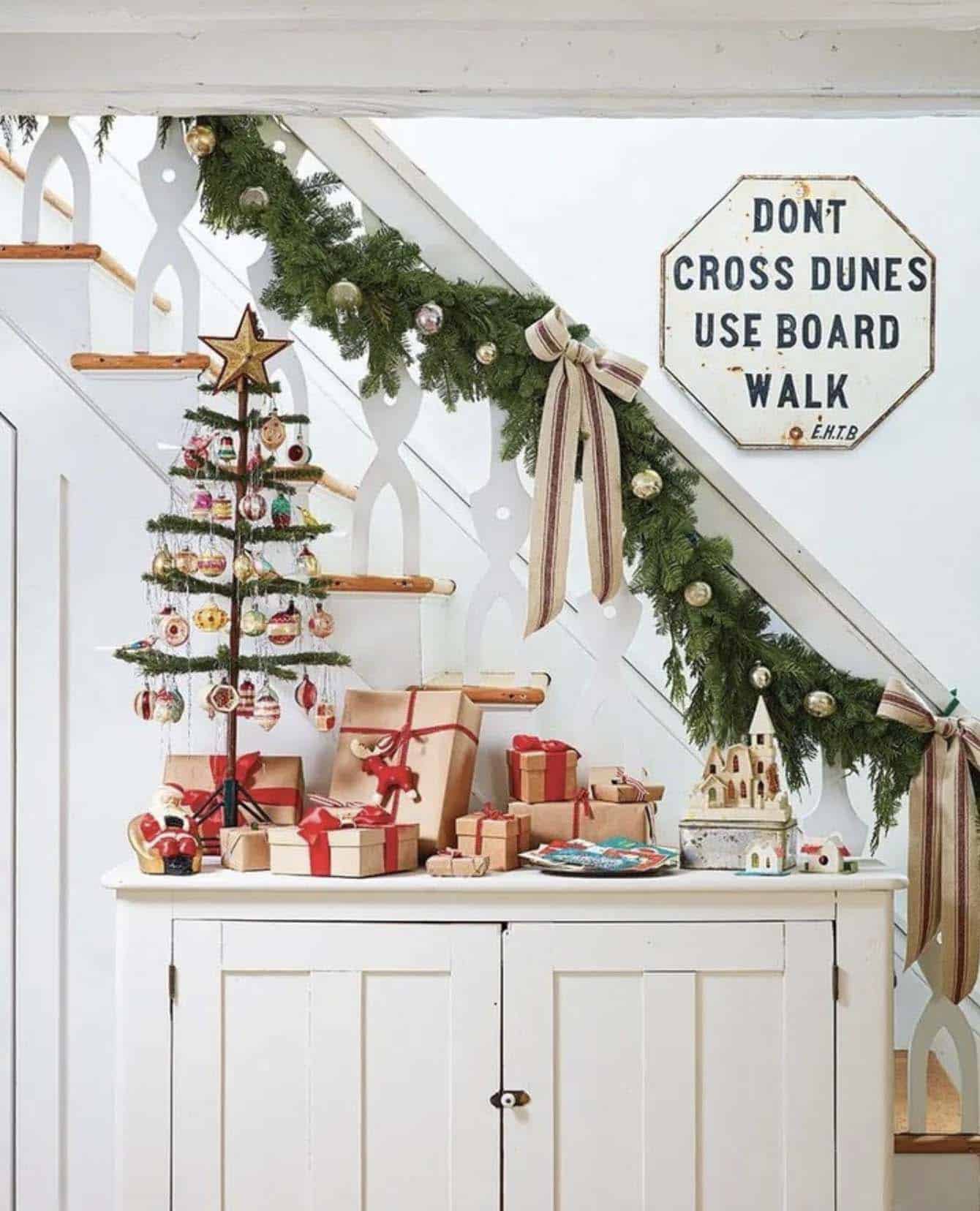 Wishing You A Very Merry Christmas: 80 Decorating Ideas To Inspire-50