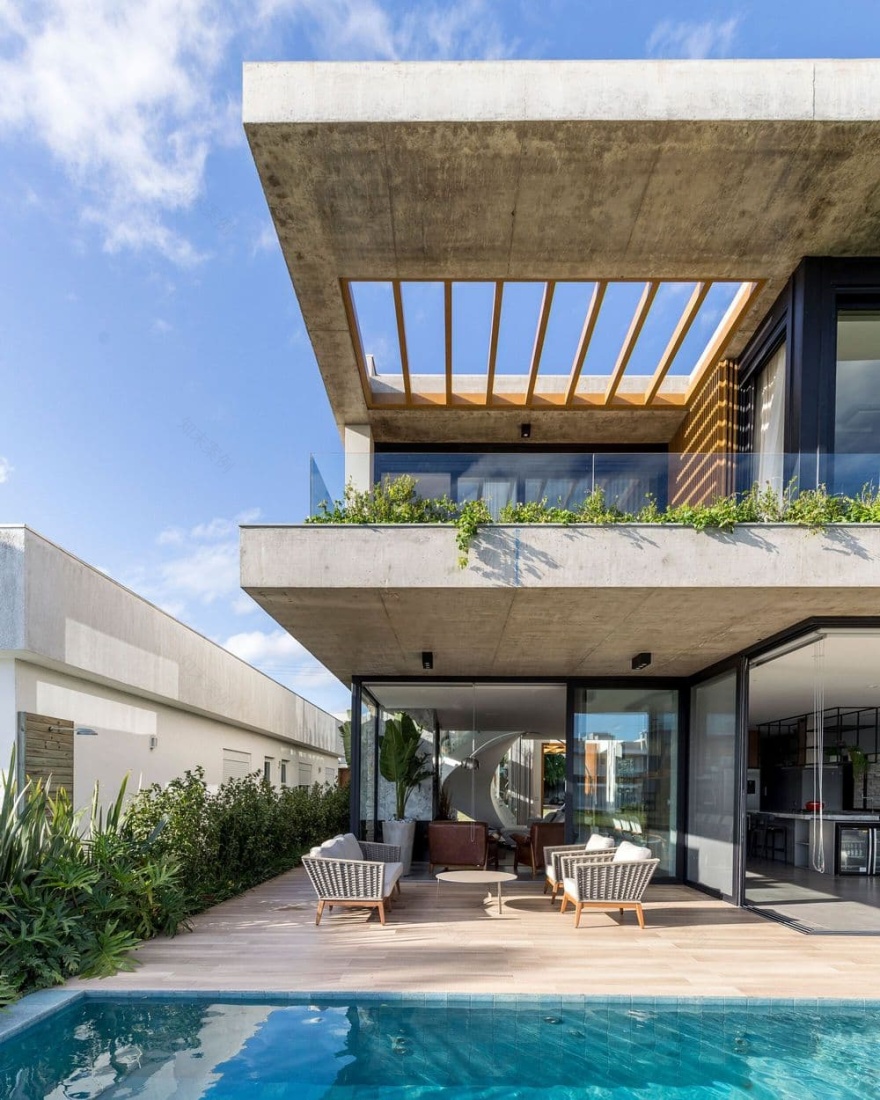 丨巴西丨Galeria 733-32