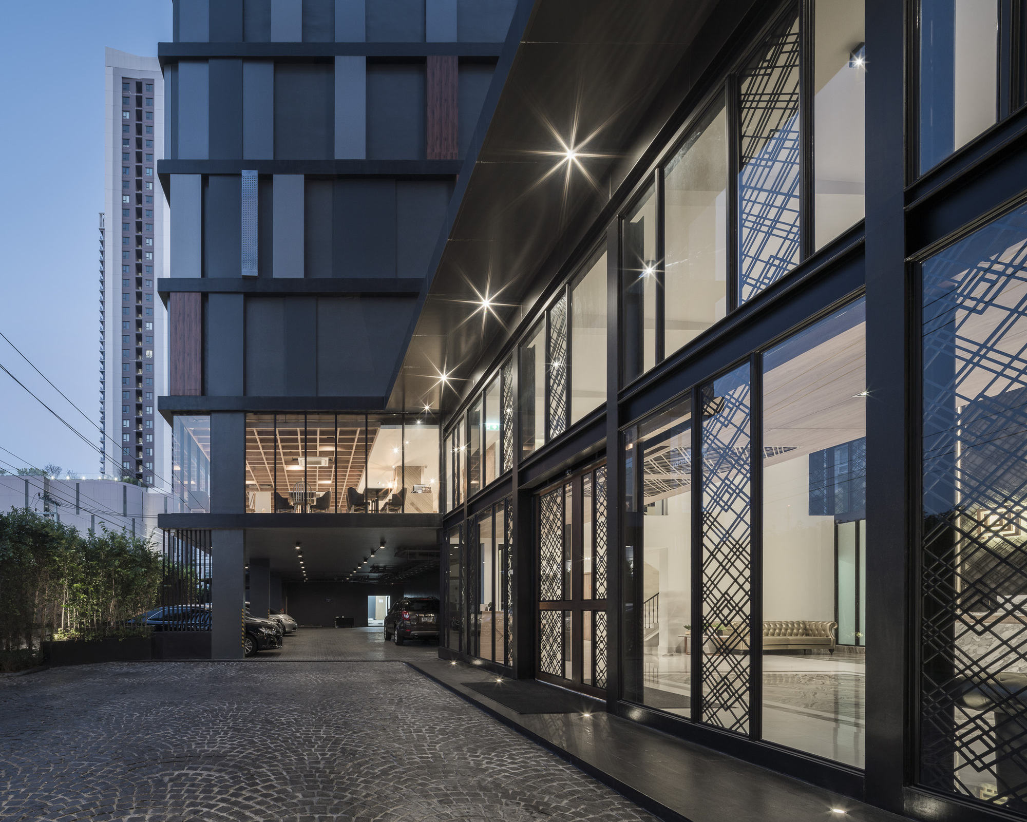 Srinakarin Hotel / Archimontage Design Fields Sophisticated-46