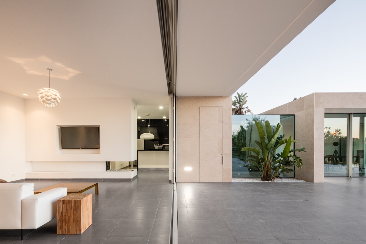 葡萄牙奥比多斯“绿意盎然”现代别墅-78