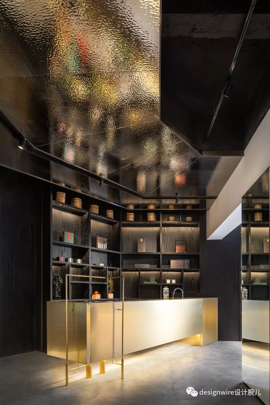 上海老建筑中的现代艺术盒子-15