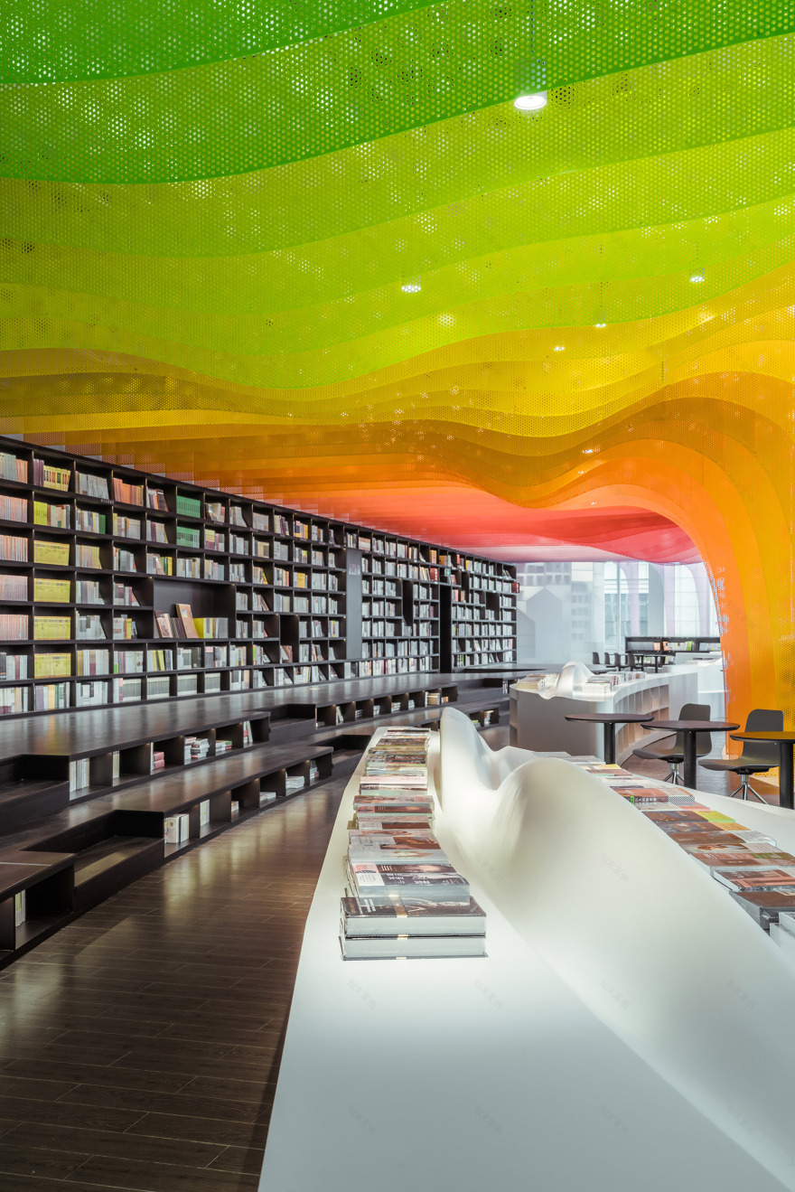 金属彩虹里的书店——苏州钟书阁 / 俞挺-Wutopia Lab-6