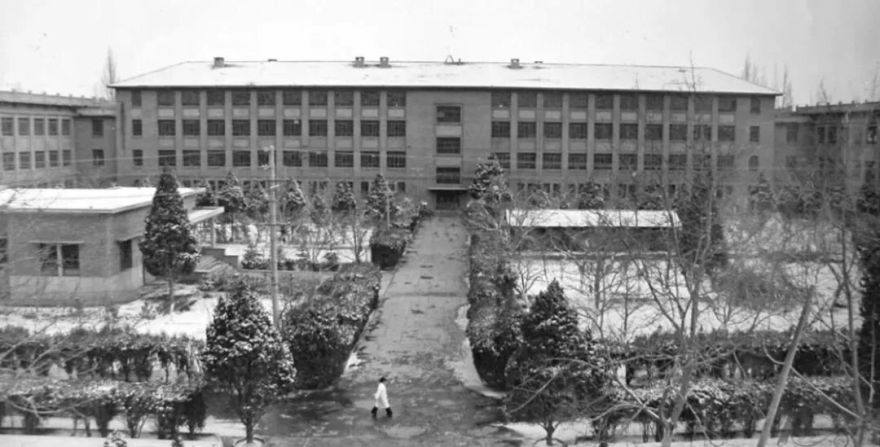 兰州大学生命与医学科研楼项目丨中国兰州丨同济大学建筑设计研究院(集团)有限公司-4