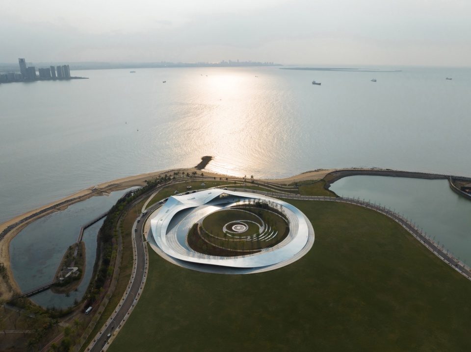 海口“天空之山”滨海驿站——浪漫海景与大地艺术完美融合-30