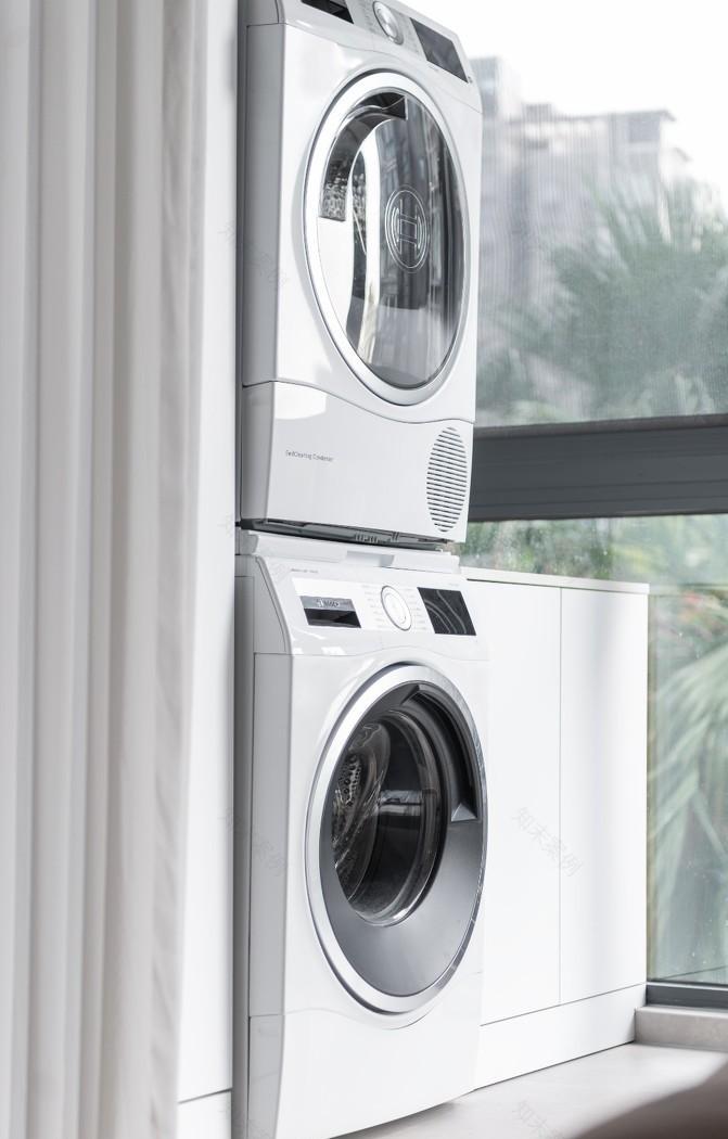 打破封闭,实现通透的两室一厅改造-0