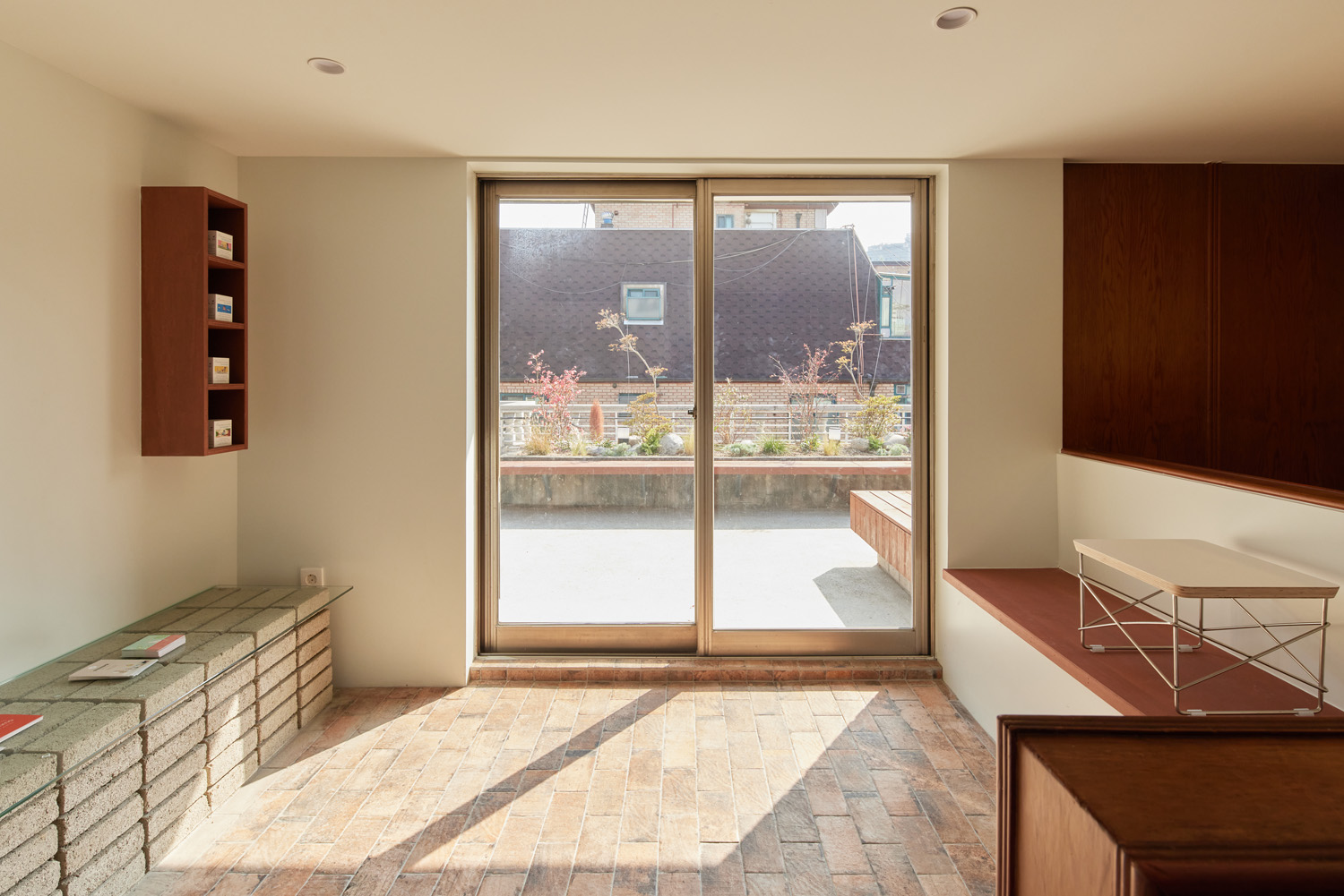 现代简约白调住宅，打造温馨舒适生活空间-16