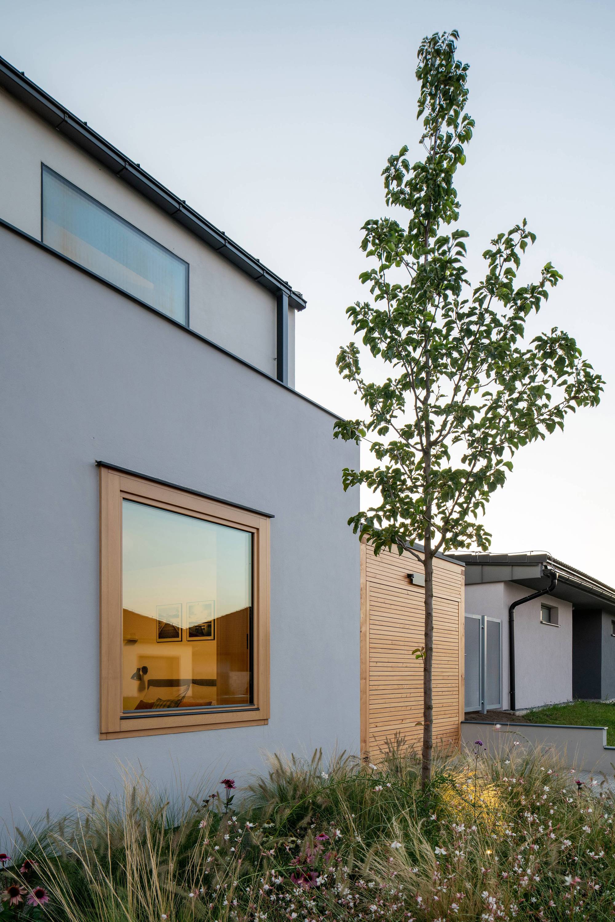 带中庭的家庭住宅丨捷克丨SENAA architekti-27