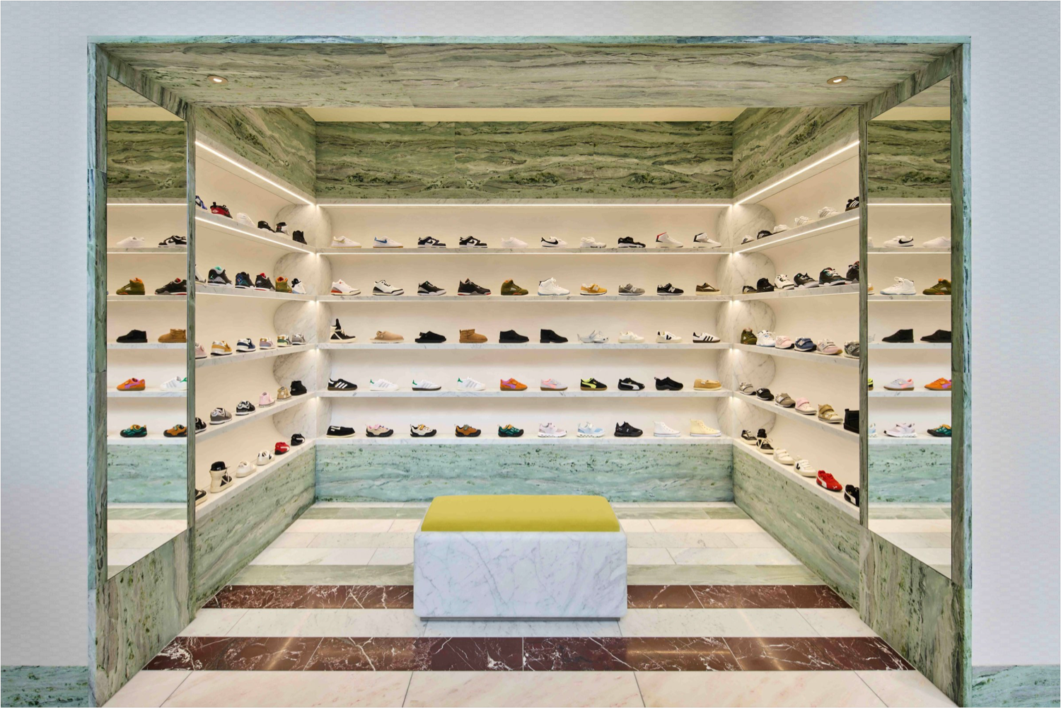 KITH大阪旗舰店丨日本大阪丨KITH内部设计团队-5