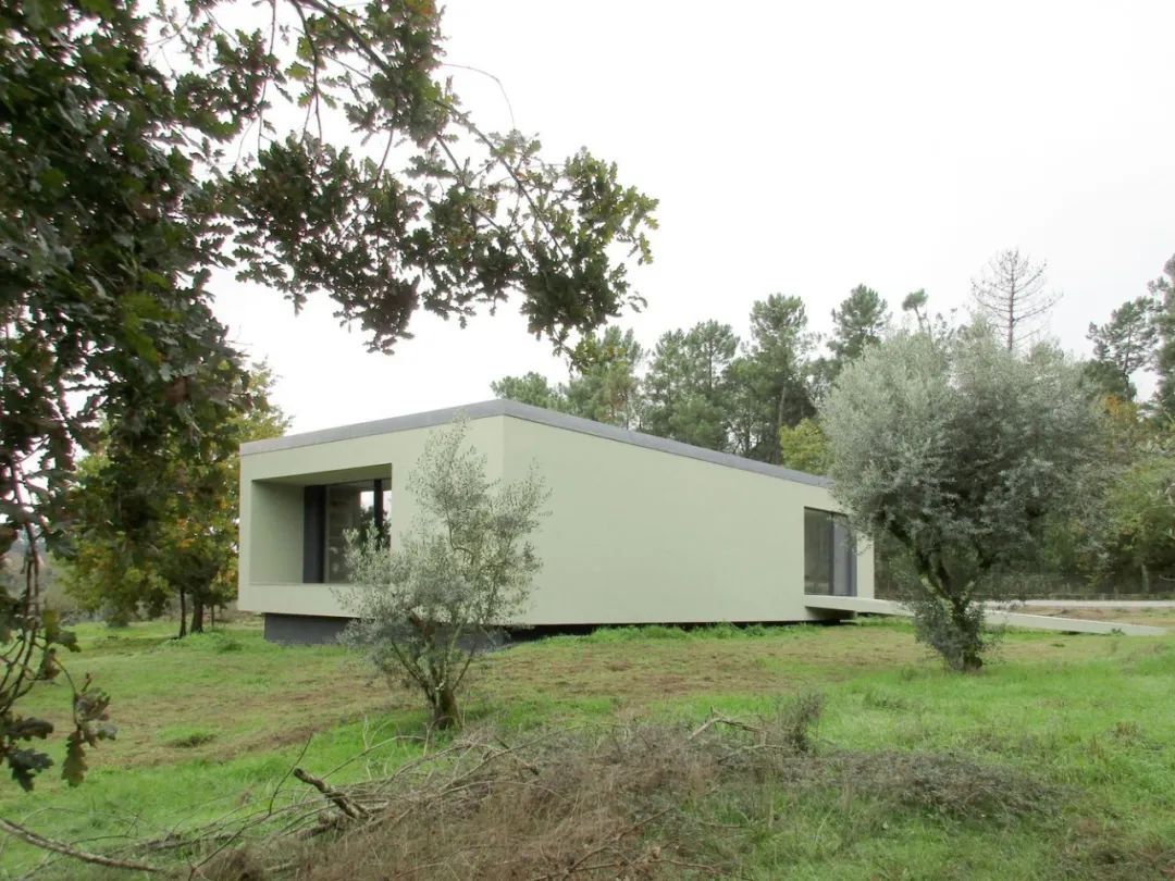 250 m²葡萄牙退休住宅-17