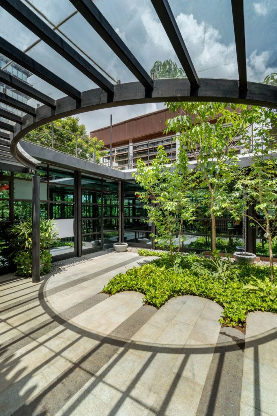 啤酒花园丨印度丨Studio Lotus 与 Studio Vikhroli 合作-57