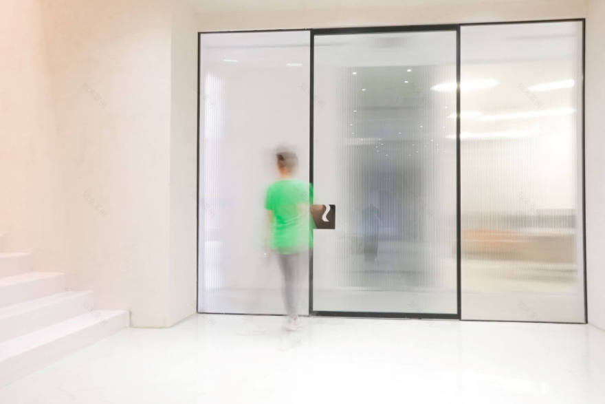 SELLMA 旗舰店 | PHI+ARCHITECTS | 2023 | 科索沃-28