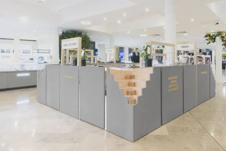 有趣的中岛珠宝展示柜台设计丨米尚丽零售设计网-19