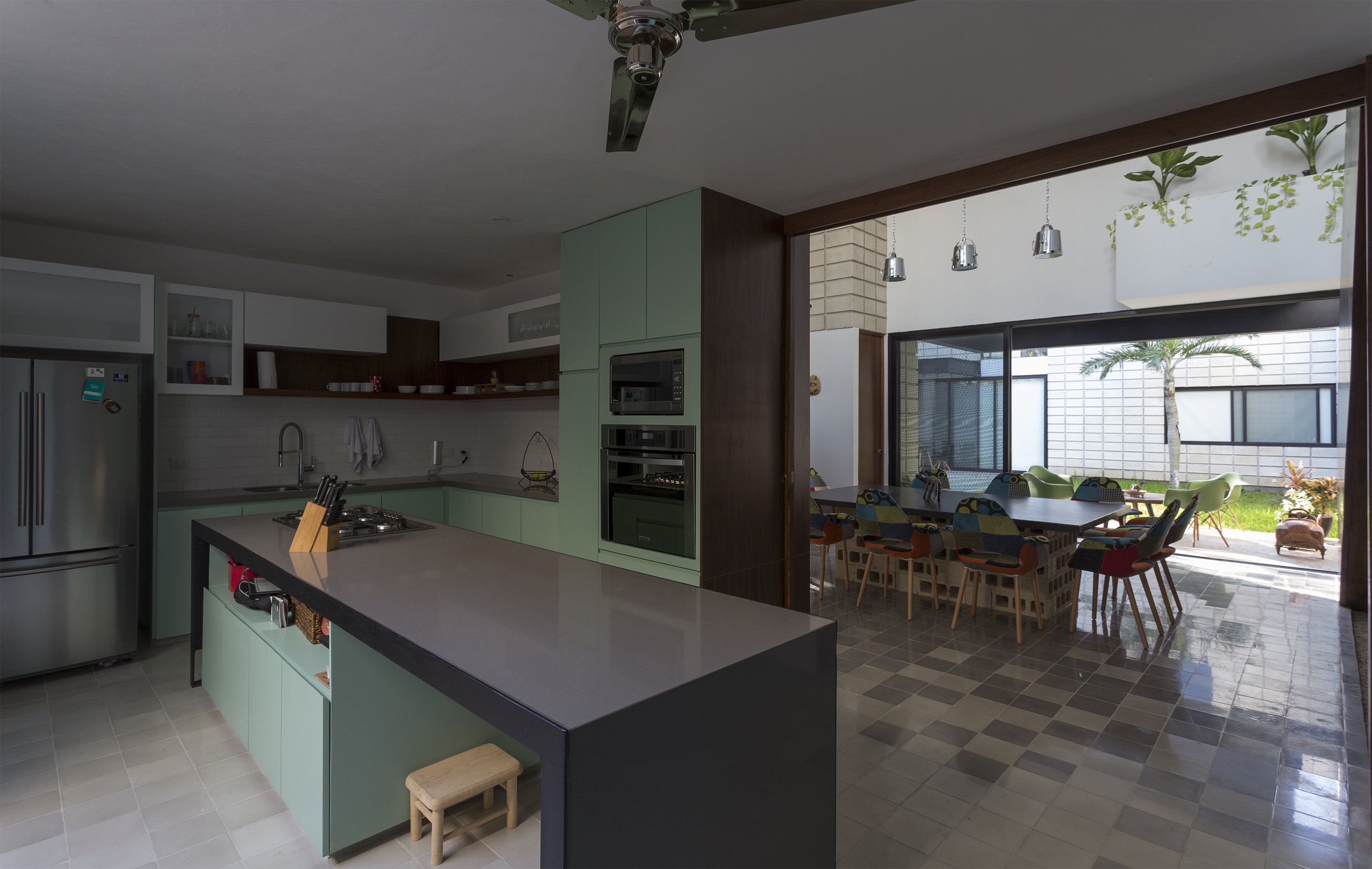 拉查亚 · 手工艺科技之美的现代住宅-15