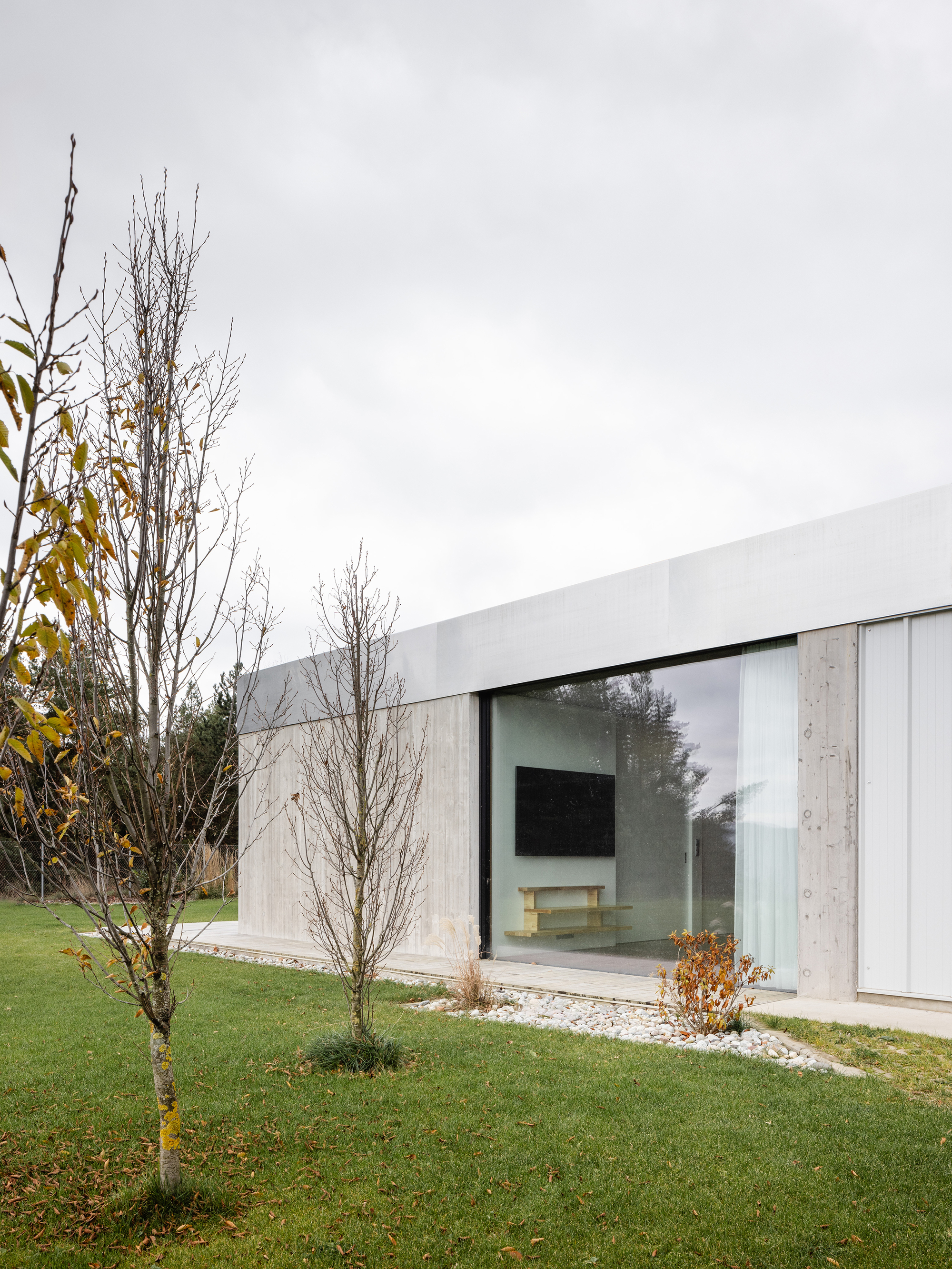 Zasadený House丨斯洛伐克丨Pauliny Hovorka Architekti-40