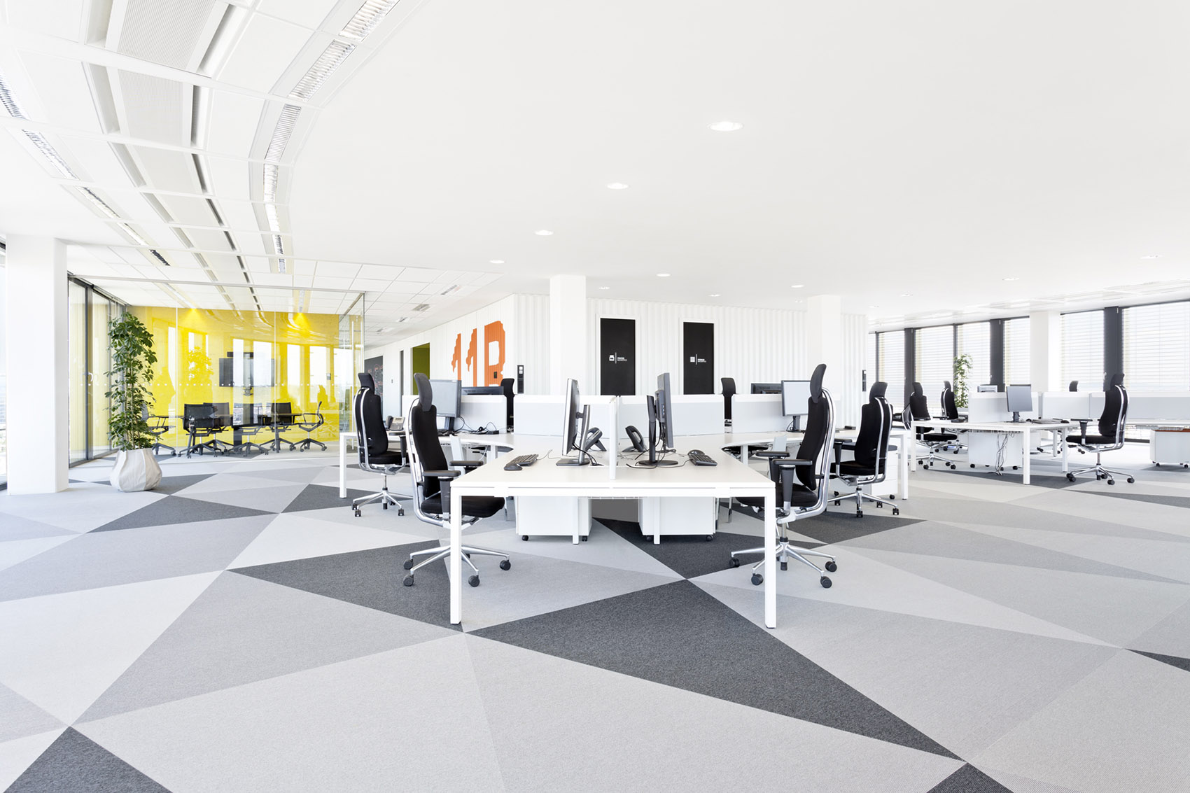 Avast总部办公室 ,布拉格 / VRTIŠKA • ŽÁK-66