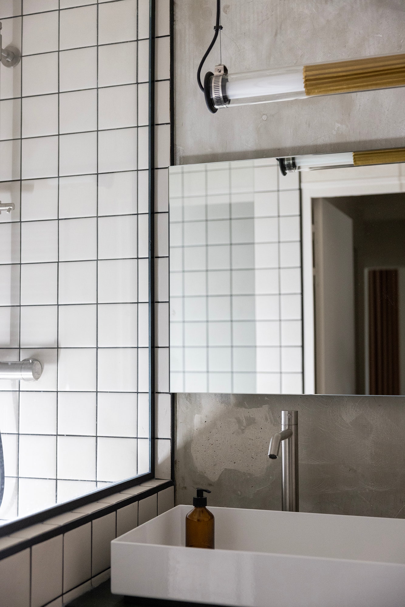 巴黎运河畔的粗犷与细腻 | Kann Design 的精湛之作-27