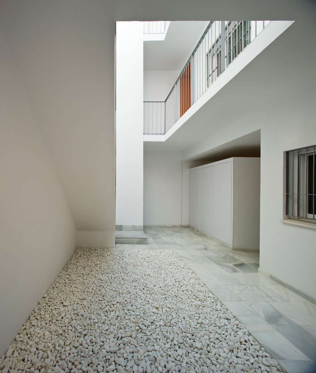 圣卢卡尔历史中心的 9 套住宅丨Fernando Suárez Corchete-21