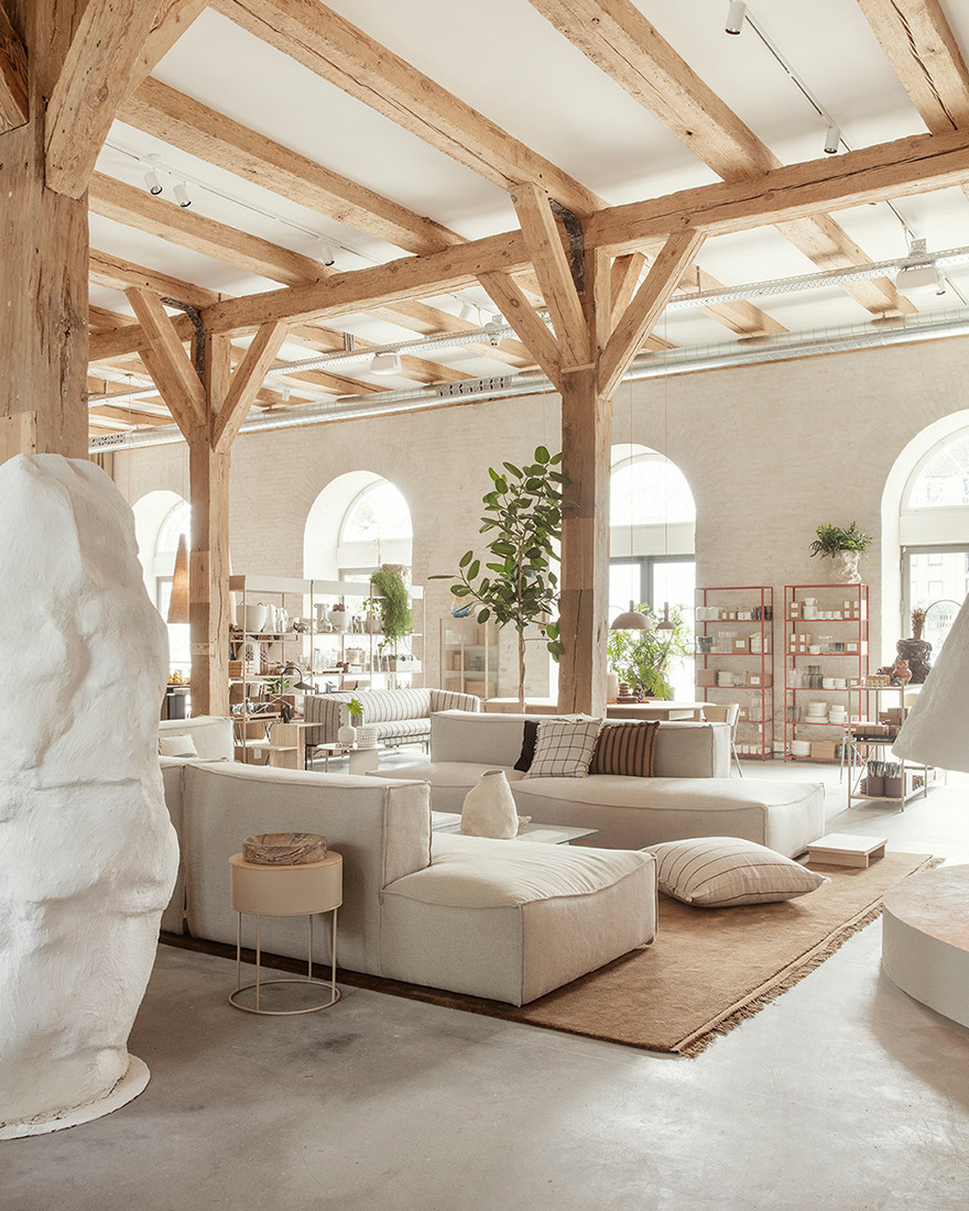 哥本哈根 Ferm Living 首家精品店,历史建筑中的现代生活空间-10