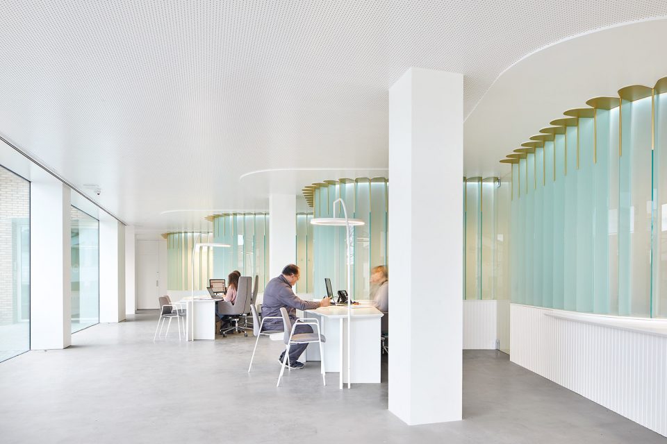 西班牙光屏办公空间  unparelld’arquitectes-9