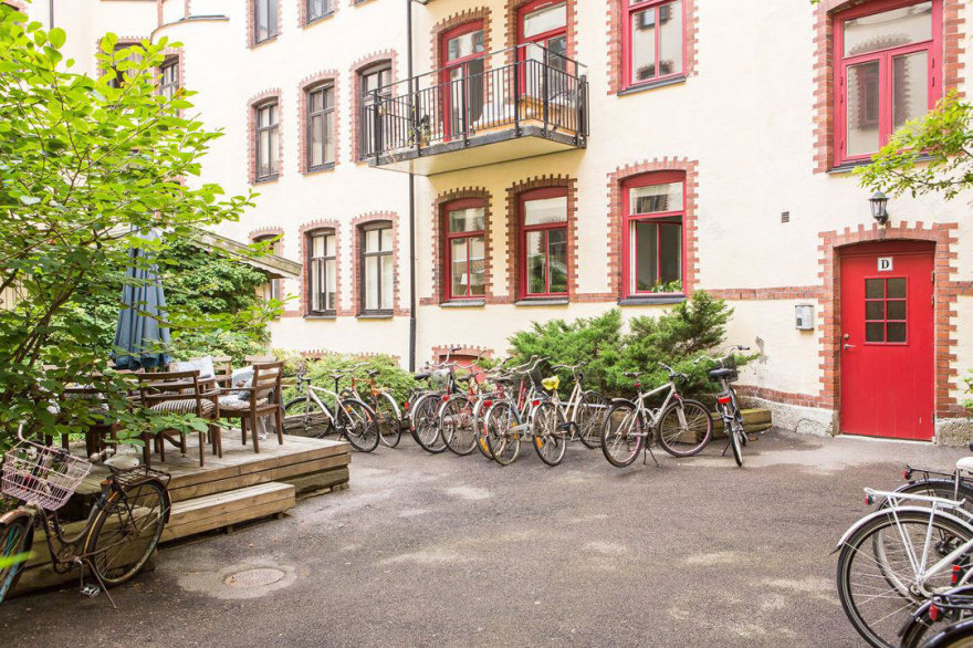 瑞典 60㎡粉色调公寓,复古橱柜增色不少-23