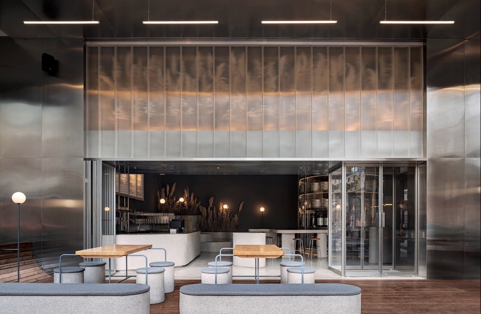 颠覆传统,舒适轻松的北京啤酒吧设计丨中国北京丨即作建筑 MINOR lab-5