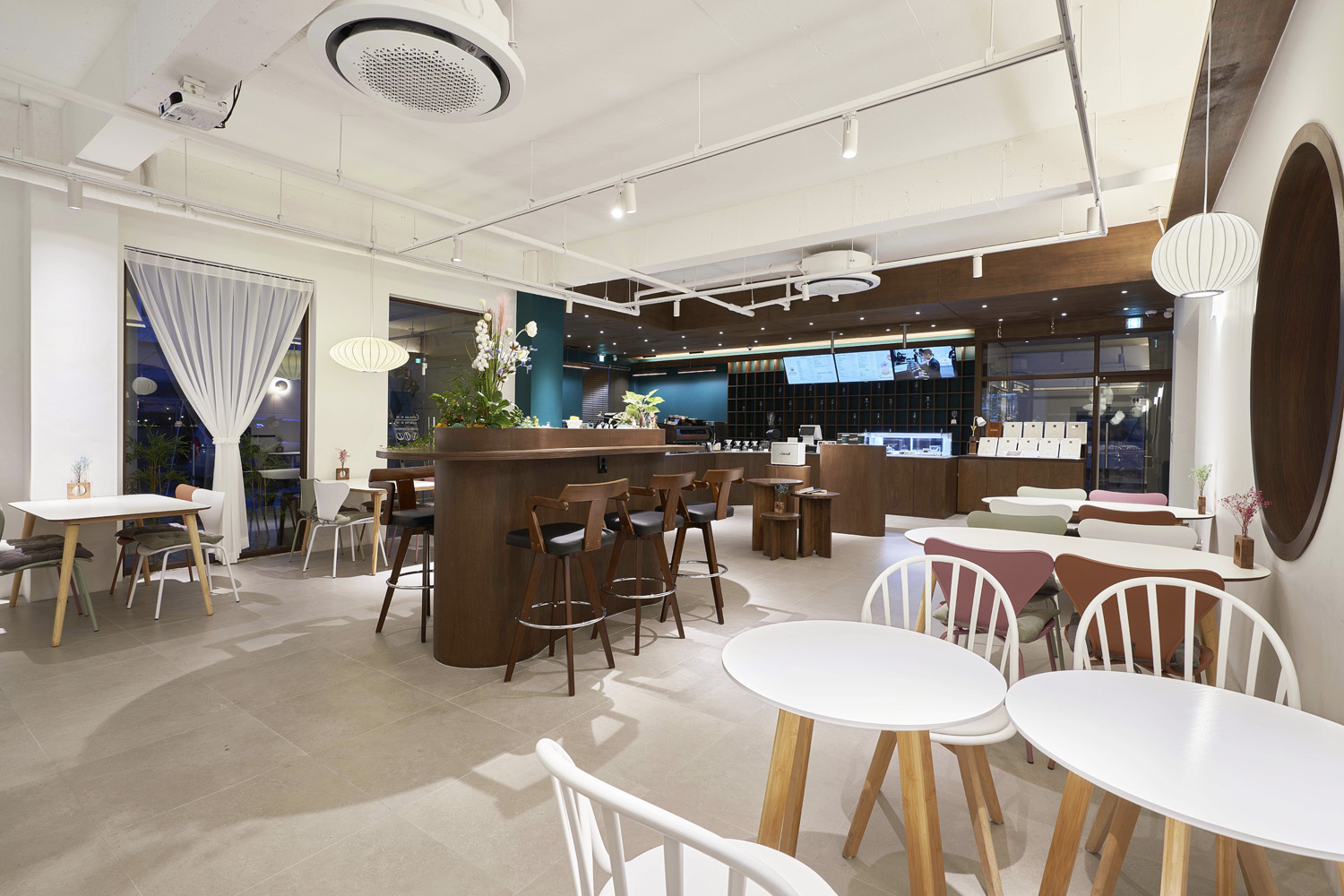 现代简约 40 平咖啡厅设计 打造温馨舒适空间-10