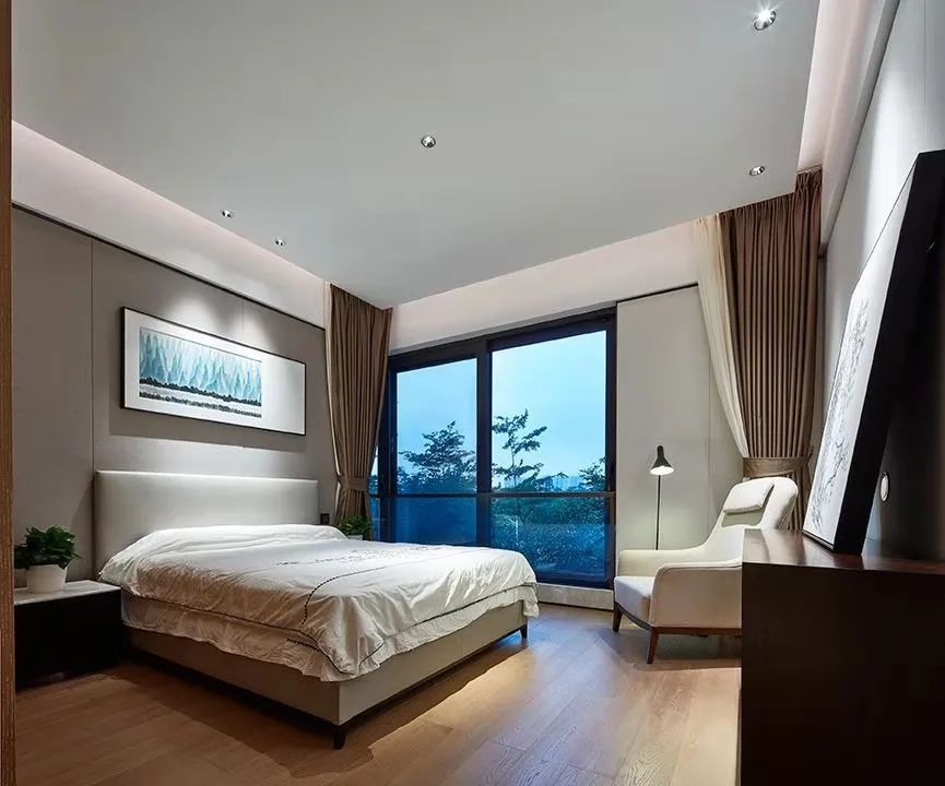 新中式卧房设计 | 壁画、板式床头墙与整洁床头墙的雅致融合-14