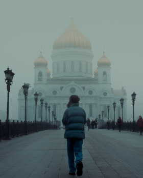 莫斯科雾霭中的光影住宅丨俄罗斯莫斯科丨instagram,srgusev,