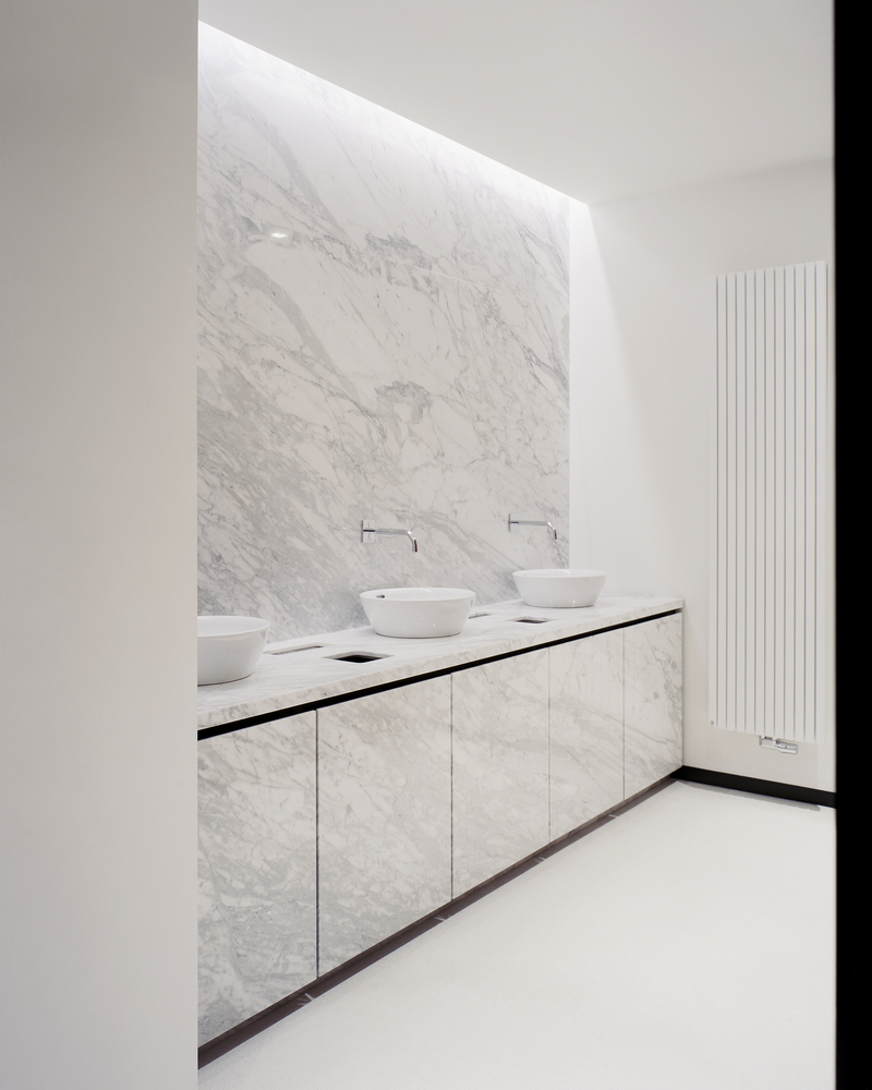 加拿大航空旅行公司都柏林总部 | 流线型设计展现永恒魅力-40