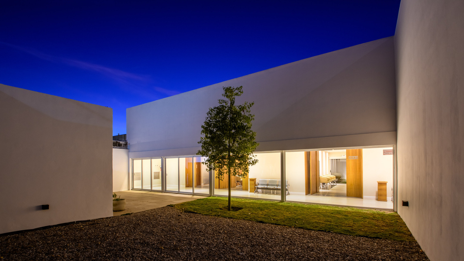 阿根廷 Grassi VM 殡仪馆丨阿根廷圣路易斯丨Donnelly+Estévez Arquitectos-14