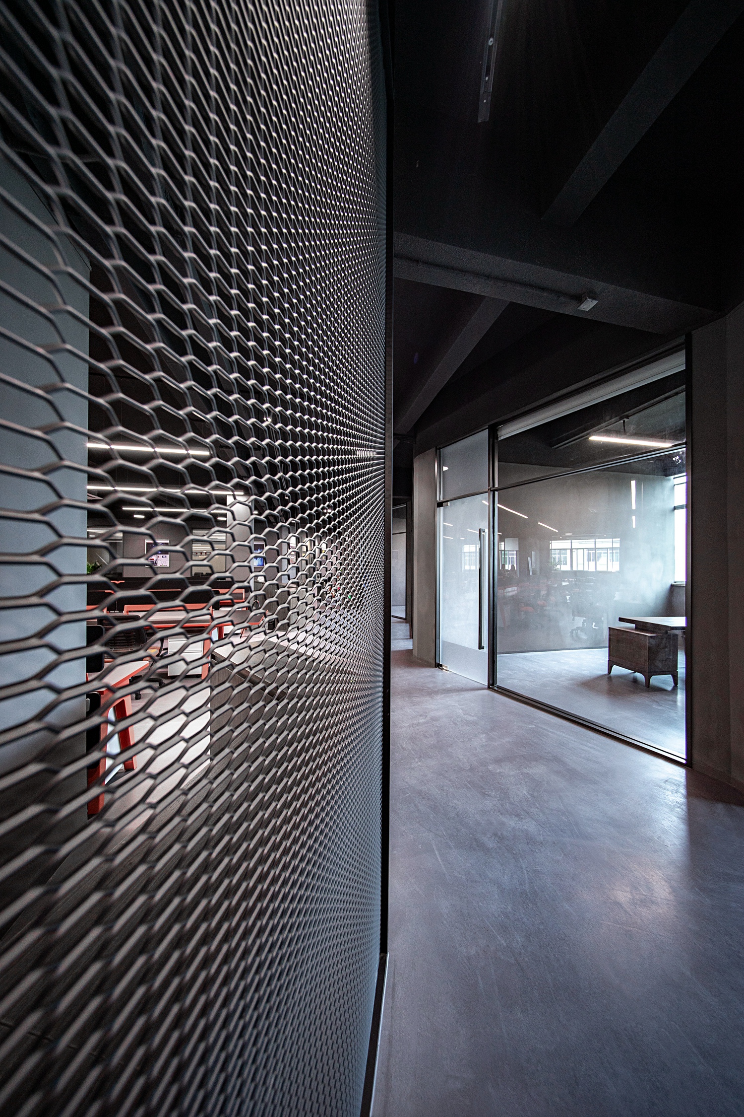 壹同创意打造明道照明工业风办公室-20