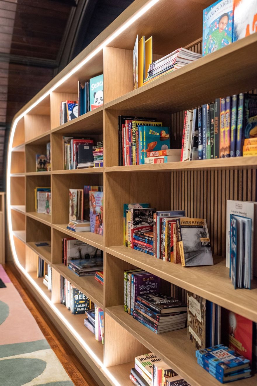 布朗克斯无家可归者收容所新儿童图书馆丨美国纽约丨Michael K. Chen Architecture-19