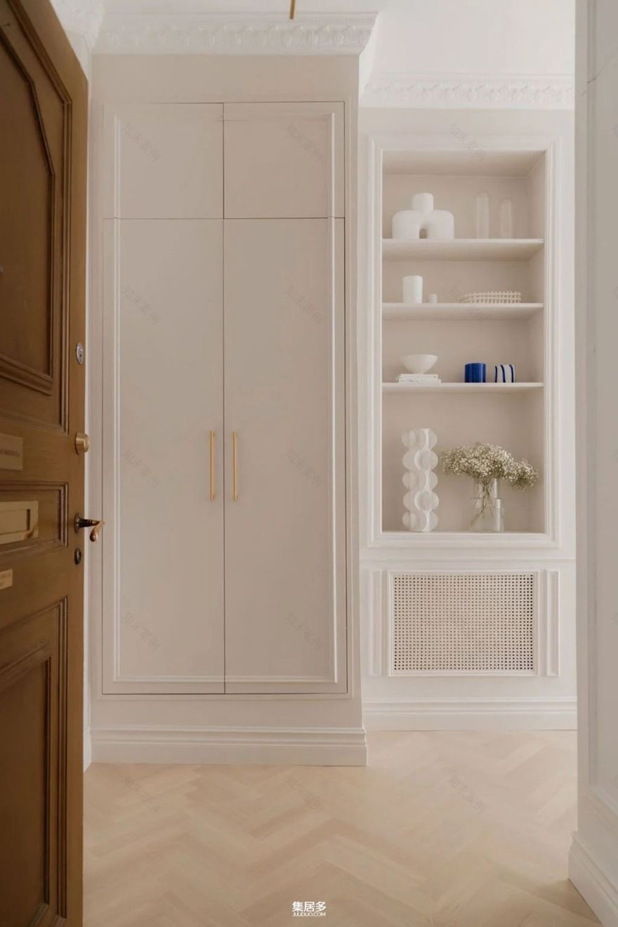 小型斯德哥尔摩公寓精致单色内饰设计丨瑞典斯德哥尔摩-14