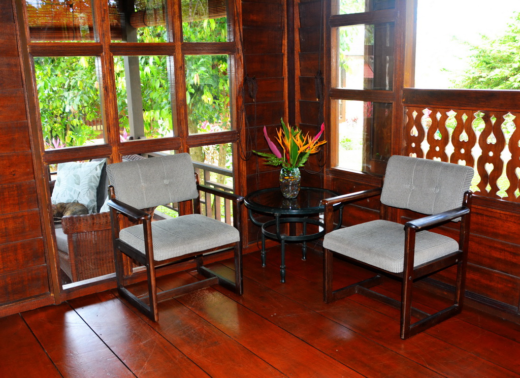 马来西亚传统风格实用架空木屋设计-16