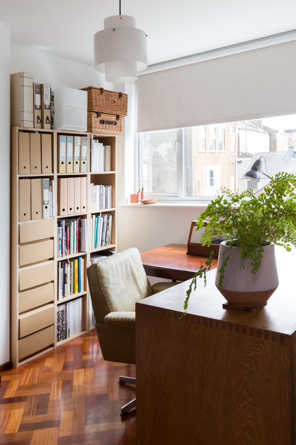 电影服装设计师的现代中世纪家园-14