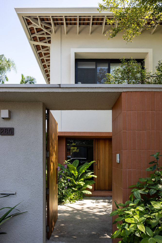 巴西圣保罗金属网格连接两座住宅设计丨TODOS Arquitetura-28