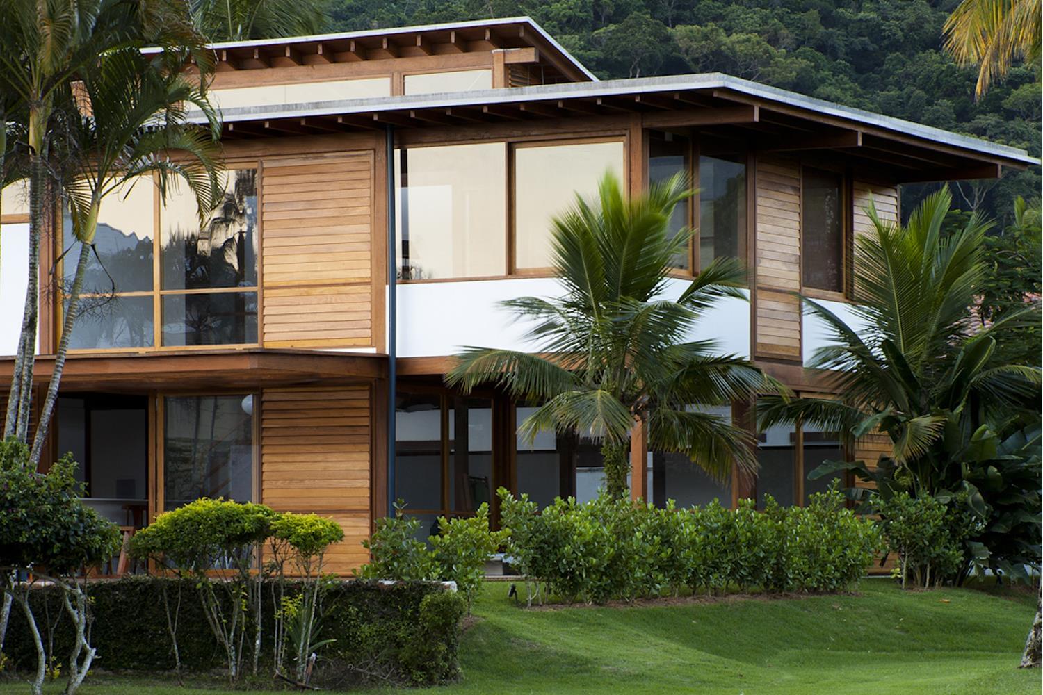 巴西 SP 海滨优雅木结构住宅-2