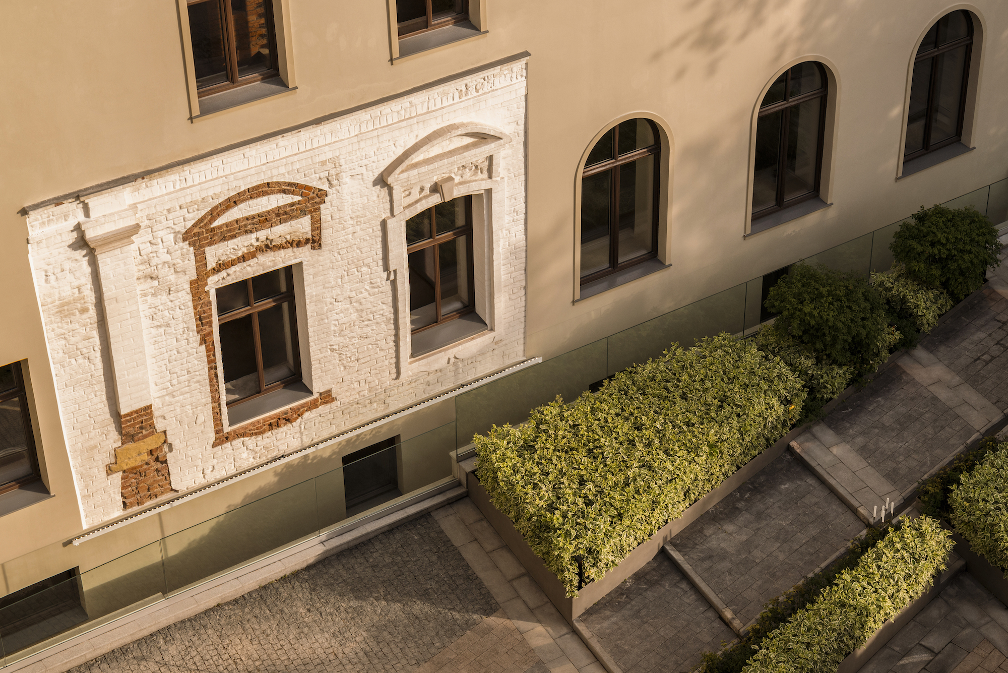 ABRIKOSOV / MR GROUP-3