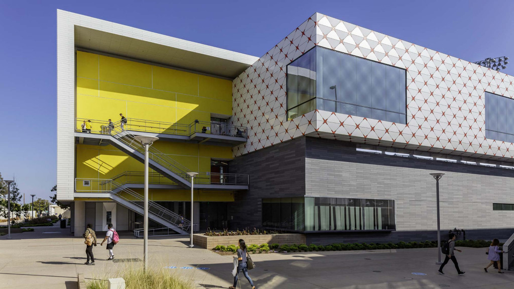 圣塔莫尼卡学院核心性能中心-2