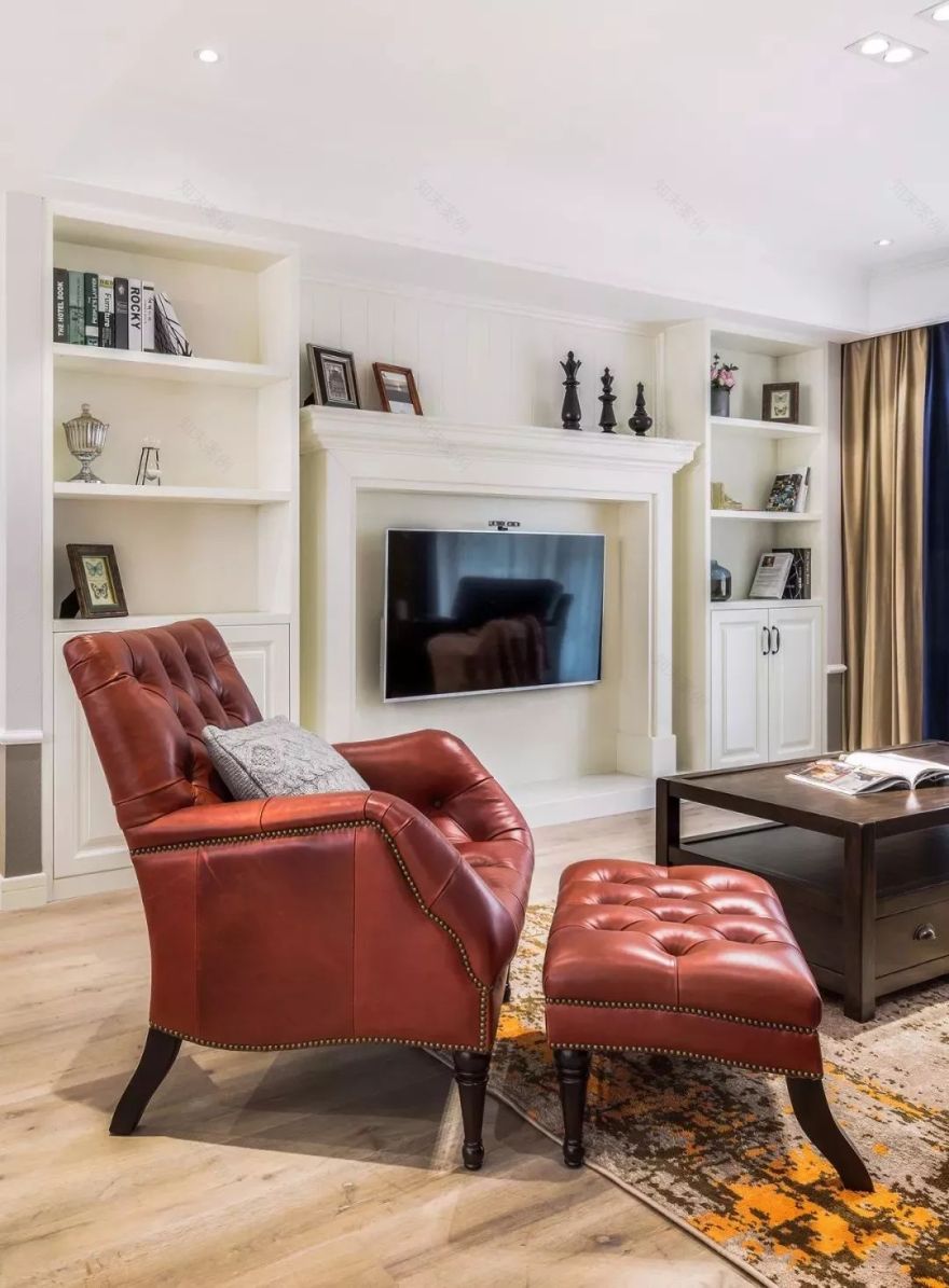 美式三居室,浅色硬装搭配鲜艳软装,雅致贵气-27