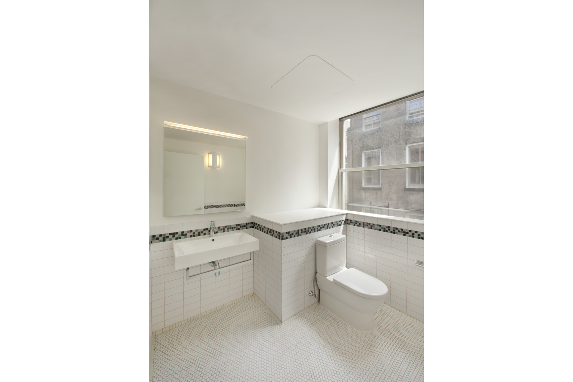 纽约 SoHo 区 4 层复式办公室的翻新设计-11