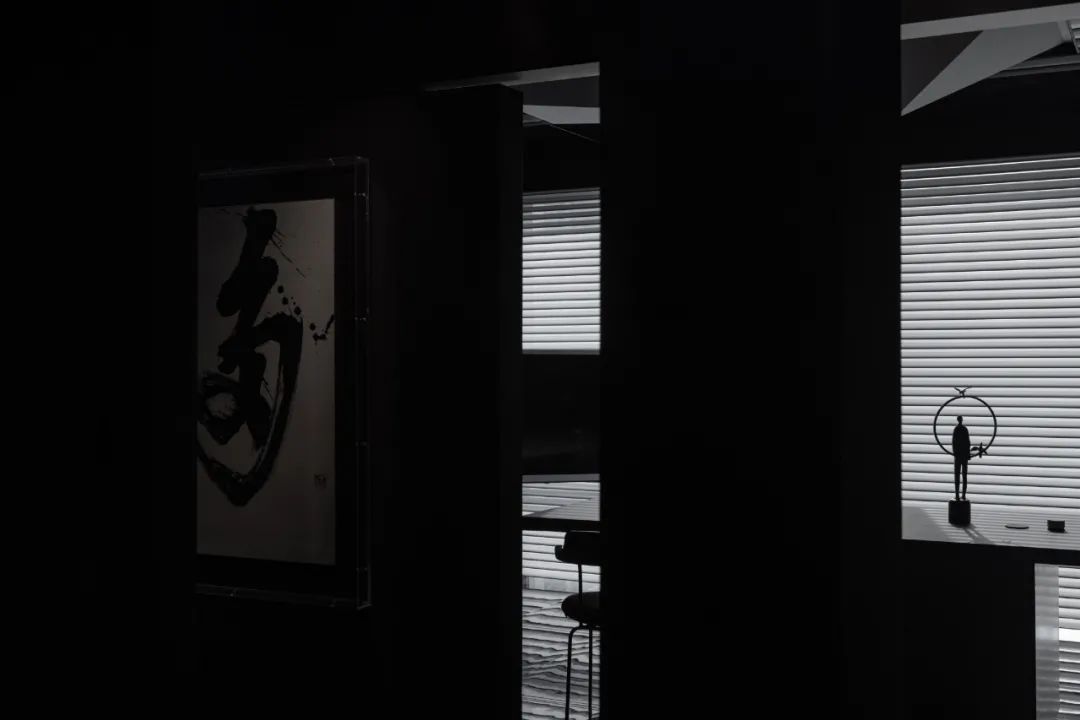 《黑金时代》· 暗黑风格的商业空间设计丨中国沈阳丨陈铁-24