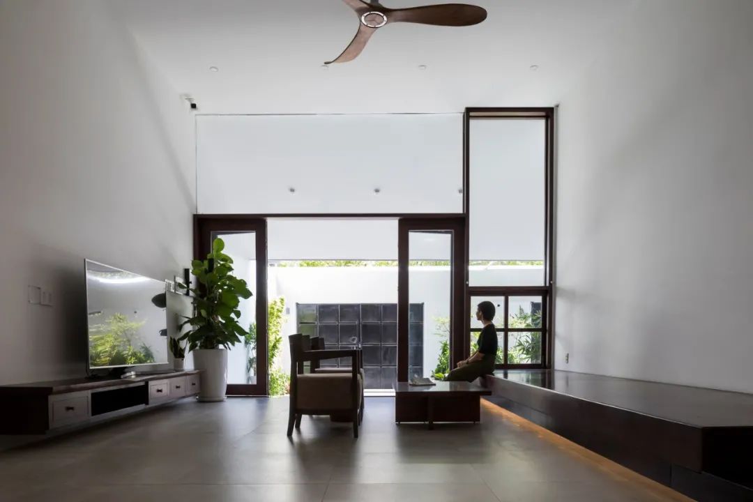 双胞胎女孩共享生活空间设计丨中国西宁丨勾勾手设计网-18