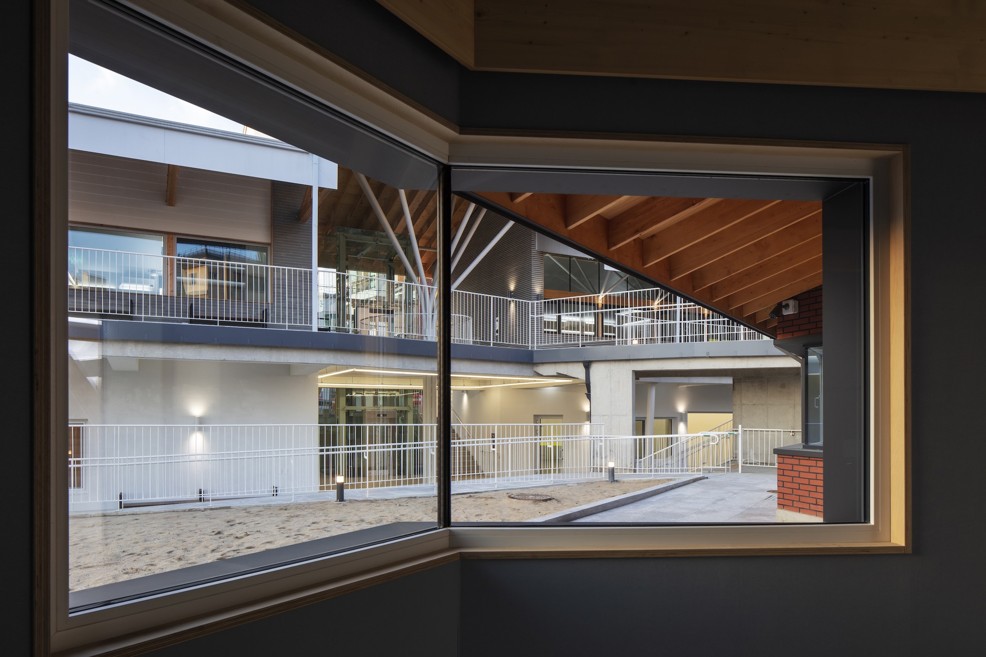 Gyodong 社区中心丨韩国春川市丨studiothewon-16