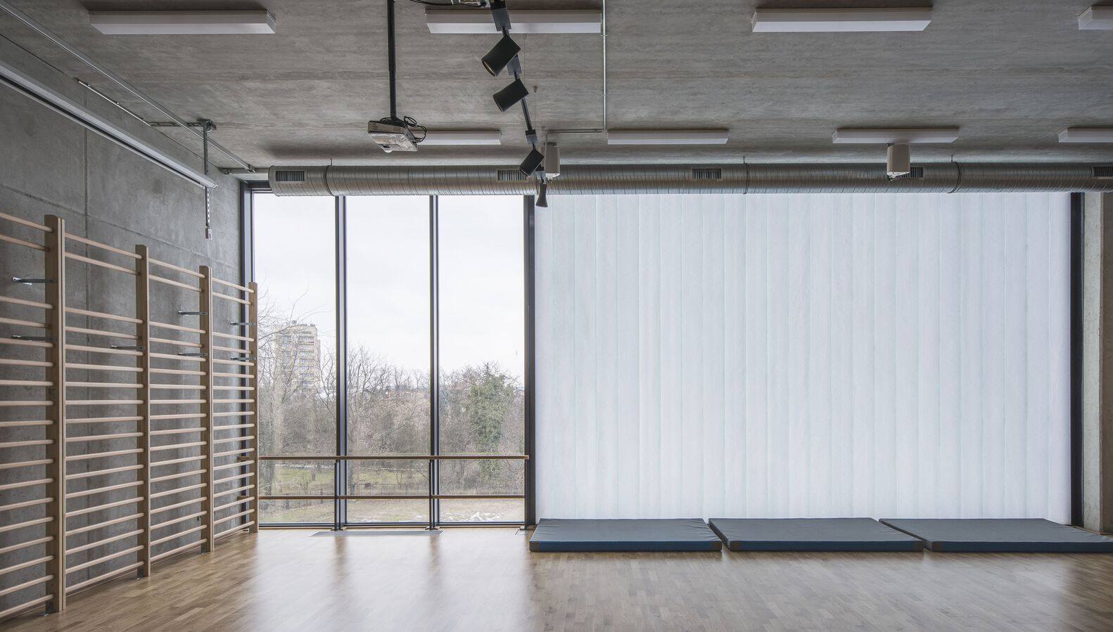 波兰 Zsoms 体育馆丨马尔辛·布拉塔涅茨,朱利乌斯·索科夫斯基-37