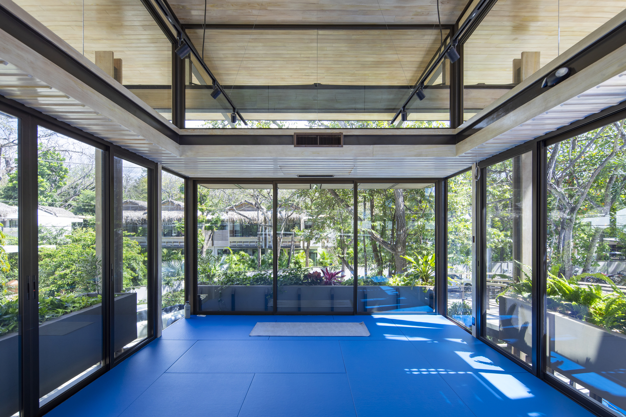 Costa Rica Athletic Center / Studio Saxe-14
